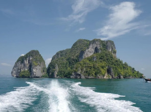 Living at Sphere Apartment - Family room