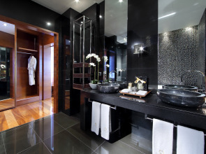 Eurostars Madrid Tower