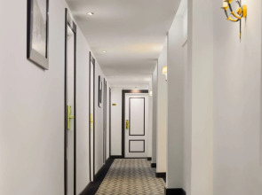 H10 Corregidor Boutique Hotel