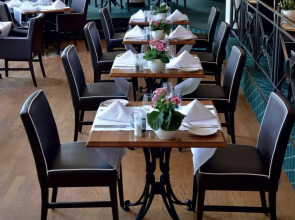 Fletcher Hotel Restaurant Carlton