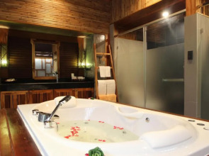 Railay Village Resort