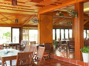 Pax Ana Doc Let Resort & Spa