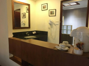 Royal Lanta Resort & Spa