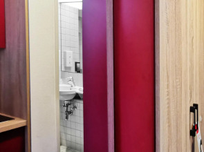 Plaza Hotel & Living Frankfurt