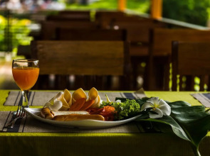 Phi Phi Chang Grand Resort & Spa