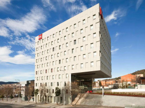 ibis Barcelona Santa Coloma