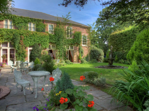 York Pavilion Hotel, Sure Hotel Collection by Best Western