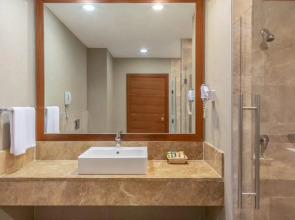 Отель Point Hotel Baku