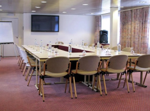 Bedford Hotel & Congress Centre