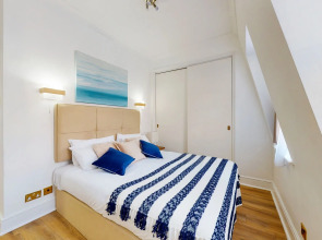 Park Lane Apartments - Clarges St