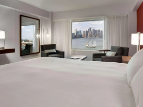 Hyatt Regency Boston Harbor