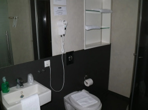 Arctic Comfort Hotel