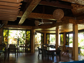 Anda White Beach Resort