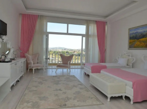 Отель The Green Oasis Otel & Spa