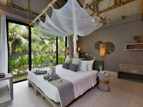 Twin Lotus Resort and Spa - Adults Only