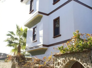 Ozkavak Hotel Kaleici