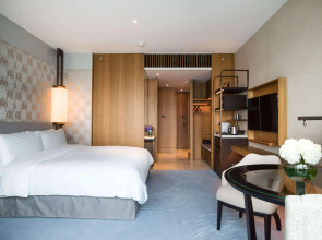 Kerry Hotel Hong Kong by Shangri-la