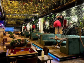 Hotel Kurucesme Business