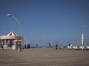 PLAY Seaport Suite Hotel TLV