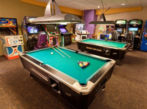 Anaheim Majestic Garden Hotel