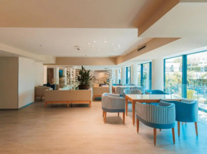 Palmon Bay Hotel & Spa