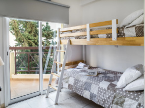 Artemis Cynthia Complex