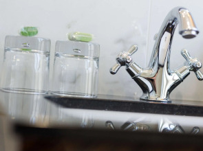 The Jay Hotel by HappyCulture