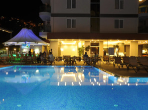 Vega Green Apart Hotel