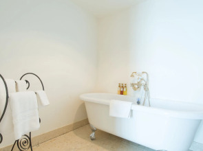 Shonan Kamakura Crystal Hotel