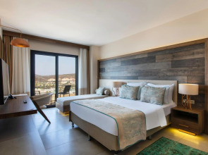 Design Plus Seya Beach Hotel