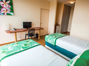 Tahiti Airport Motel