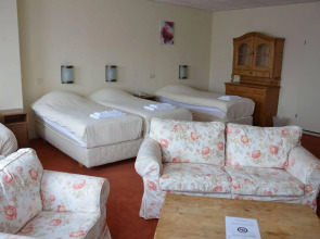 Joops City Centre Hotel