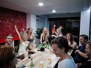 Kimchee Busan Downtown Guesthouse - Hostel