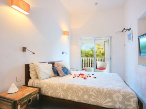 Esprit Libre Restaurant and Guest House