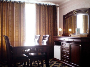 Гостиница «Мир» в Ровно