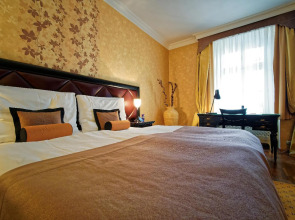 Skaritz Hotel & Residence