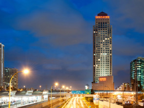 Leonardo City Tower Hotel Tel Aviv