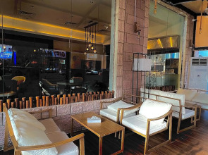 Отель Al Maha International