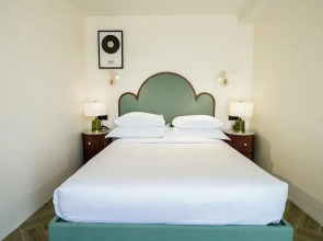 Sugar Marina POP, Kata Beach