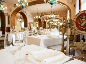 Duran Hotel & Restaurant