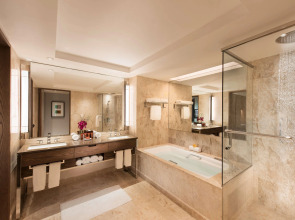 Conrad Singapore Marina Bay