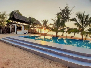 Asante Sana Beach Cottages