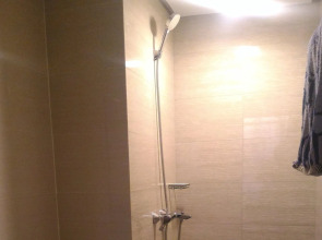 Tess and Tessha Condotel near T3 Airport