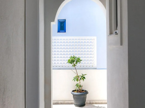 Memories Beach Hotel