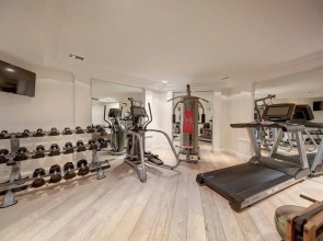 Chalgrin Boutique Hotel