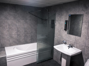 Kimchee Busan Downtown Guesthouse - Hostel