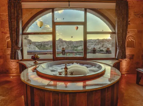 Şah Saray Cave Suites