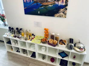 Urban Garden Porto Central Hostel