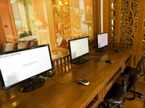 Lamphu Tree House Boutique Hotel