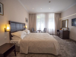 The Moon Boutique Hotel